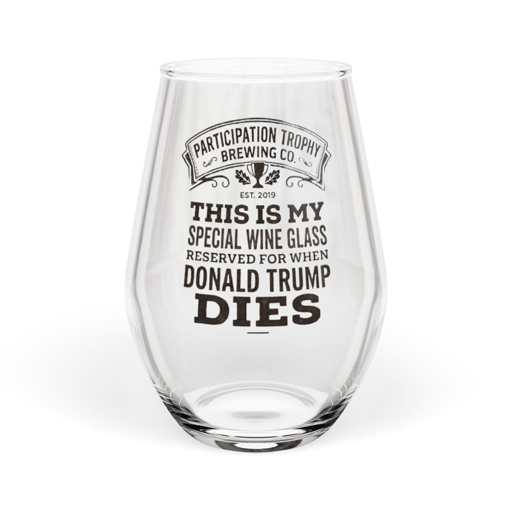 The “Conclusion” wine glass by PT Brewco — front view of the etched design