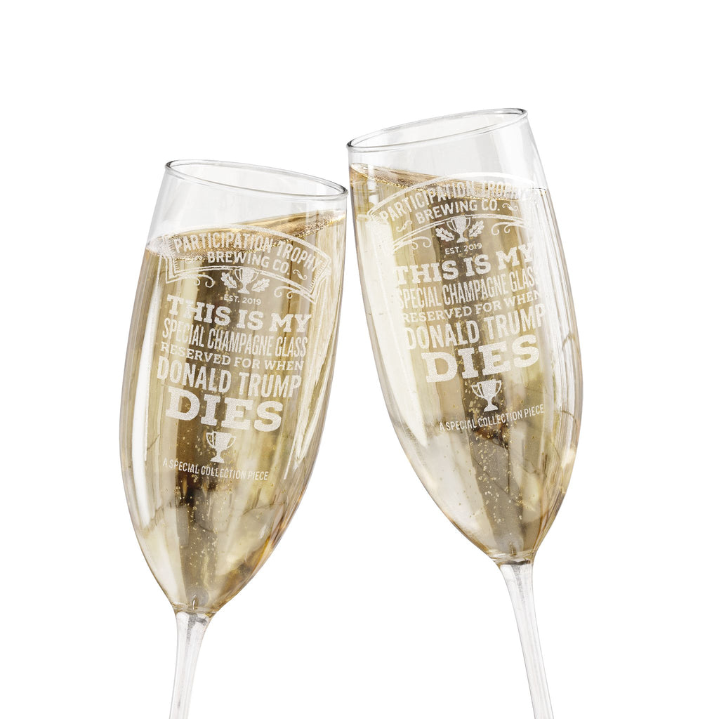 The “Conclusion” Champagne Glass (Engraving)