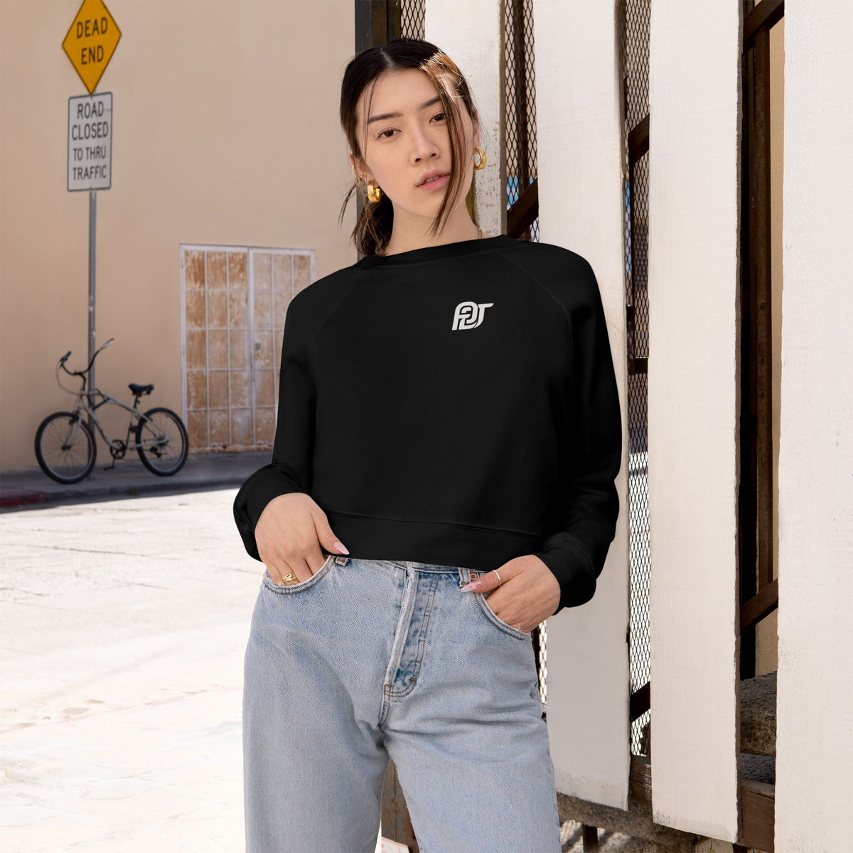 FDT Women's Crop Crewneck